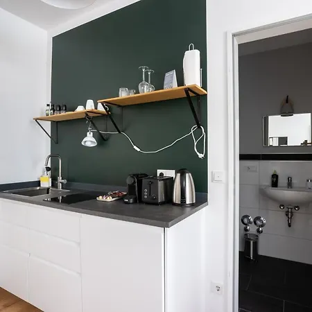 Limehome Vereinsstrasse 아파트 아헨