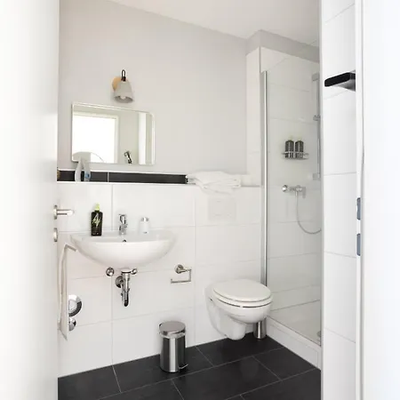 Limehome Vereinsstrasse 아파트 *