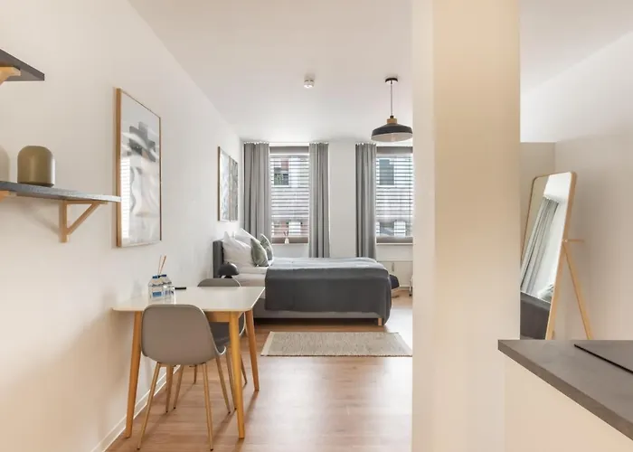 Limehome Vereinsstrasse *